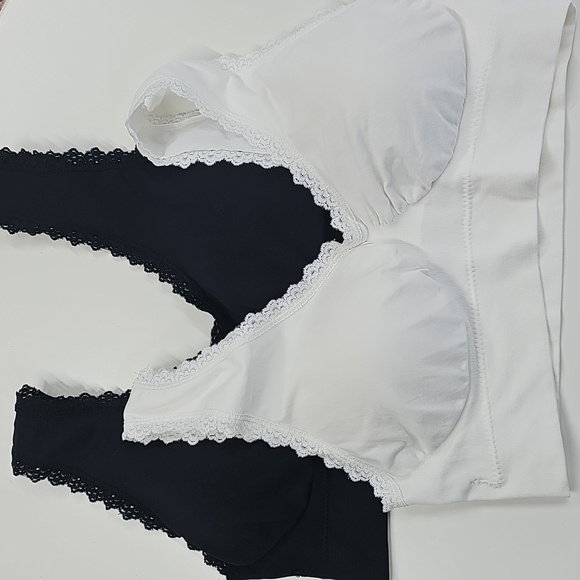 Black Lace Trim Bralette - Picture 1 of 8